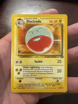 Pokemon TCG Electrode Card 18/64 Jungle Unlimited Edition Regular Vintage Rare - Image 1