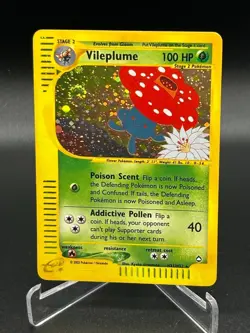 Vileplume Holo Rare H31/H32 Aquapolis WoTC Pokemon Card 2002 E-Reader SWIRL - Image 1