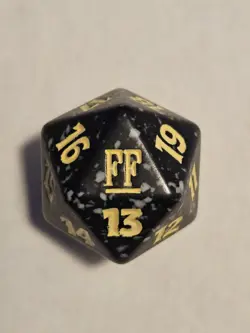 MTG - Final Fantasy - Prerelease Spindown D20 Die - Yellow & Black - Image 1