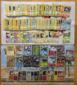 Vintage Pokemon Card Lot Holo Etc MP-Damaged Flareon Charizard Fire 565+ - Image 1