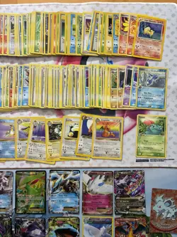 Vintage Pokemon Card Lot Holo Etc MP-Damaged Flareon Charizard Fire 565+ - Image 4
