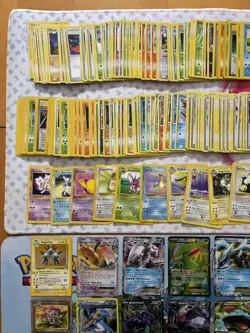 Vintage Pokemon Card Lot Holo Etc MP-Damaged Flareon Charizard Fire 565+ - Image 5
