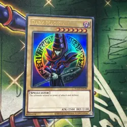 Yugioh! Dark Magician YGLD-ENC09 Ultra Rare Unlimited NM - Image 1