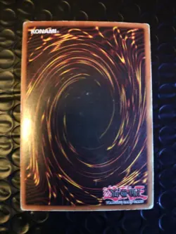 Yugioh - Dark Magician (Ultra Rare) - SDY-006 Starter Deck: Yugi - Image 2