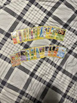 Lot of 50 Vintage Pokemon TCG Rare Cards Ninetales Pokemon Collection - Image 3