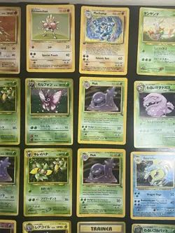 POKEMON 24 VINTAGE HOLOS CARDS LOT ( BASE SET , FOSSIL , NEO GENESIS , JUNGLE - Image 3