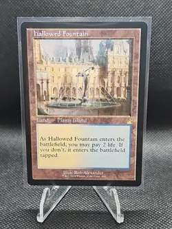 Hallowed Fountain (Retro Frame) Ravnica Remastered Regular - Image 1