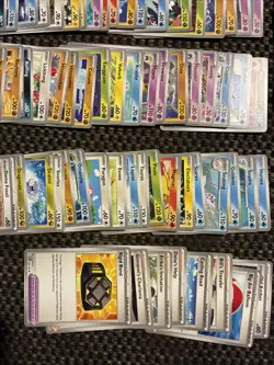Pokemon 151, 113 Common/Uncommon, 17 Holos, 40 Reverse Holos. 170 cards in all. - Image 2