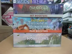 MTG MODERN HORIZONS 3 PLAY + OUTLAWS JUNCTION PLAY + PHYREXIA SET BOXES - Image 1