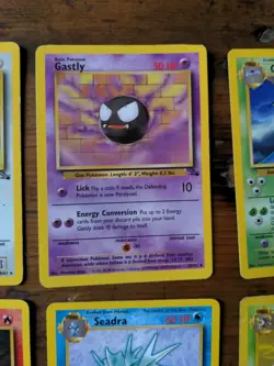 19 x 1999 Original Fossil Pokemon Cards (Includes rare 18/62 Ditto) - Image 3