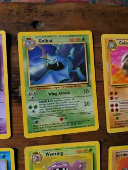 19 x 1999 Original Fossil Pokemon Cards (Includes rare 18/62 Ditto) - Image 4