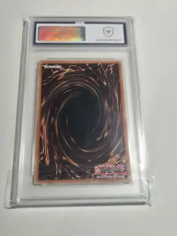 PSA 9 Yugioh LOB-EN005 Dark Magician Ultra 25th Anniversary Edition Yu-Gi-Oh - Image 2