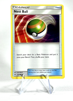 2017 Pokemon Trainer Nest Ball 123/149 Pokemon Sun & Moon - Image 1