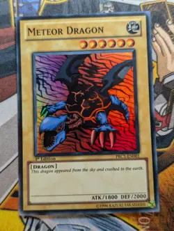 Yugioh Meteor Dragon PRC1-EN001 Super Rare 1st Ed - LP - Image 1