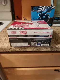 Pokemon White Flare ETB Elite Trainer Box factory sealed - Image 3