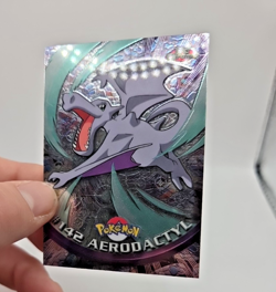 2000 Topps Chrome Aerodactyl #142 Spectra-Chrome Pokemon Nintendo - Image 4