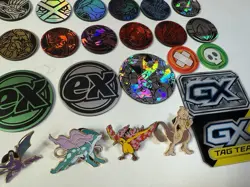 Lot Of 30 Pokemon Coins + 5 Pokemon Pins + 5 Sets Of Dice Pokemon Accessories - Image 3