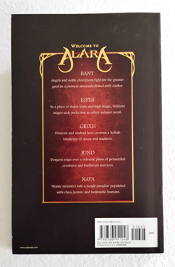 A PLANESWALKER'S GUIDE TO ALARA PAPERBACK- MAGIC THE GATHERING - FIRST PRINTING - Image 2