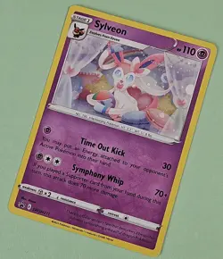 Pokemon TCG Black Star Promo Sylveon Cosmo Holo SWSH211 LP+ - Image 1