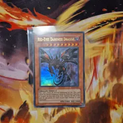 Yugioh Red-Eyes Darkness Dragon SD1-EN001 Ultra Rare LP - Image 1