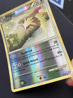 Pokemon TCG Pidgeot Triumphant 29/102 Reverse Holo Rare MP. - Image 3