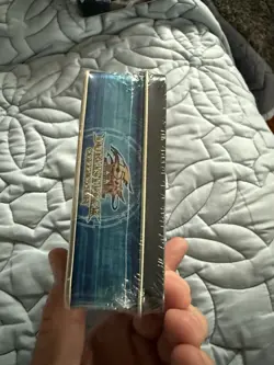 Yu-Gi-Oh-Duelist Pack Collection Tins 2010-Blue -Tin Box Sealed - Image 4