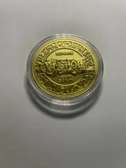 YuGiOh Blue-Eyes White Dragon Coin Gold YCS Pre-Reg Chase Rare - Image 2