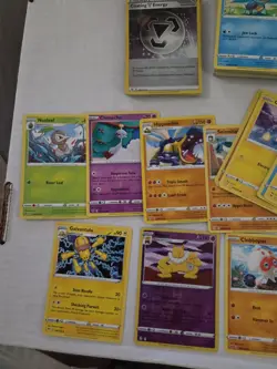 Pokemon Sword And Shield Evolving Skies Lot Of 103 Cards In NM Condition.... - Image 4