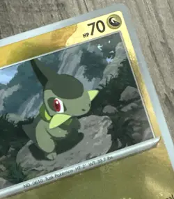 Pokemon TCG Axew 068/086 Poke Ball Reverse Holo SV: Black Bolt - Image 4