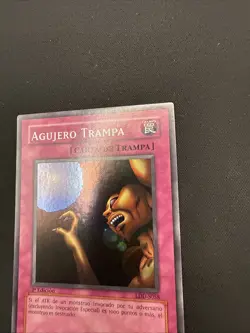 Yugioh 1st Edition Spanish Trap Hole Super Rare LP LDD-S058 - Image 5