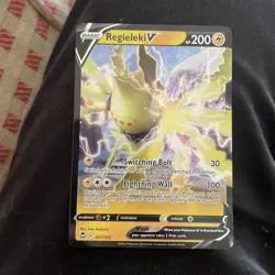 Pokemon Regieleki v Silver Tempest TCG Card 057/195 Ultra Holo Rare Full Art - Image 1