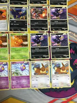 CD27 POKEMON TCG 2010 UNDAUNTED NM-LP 36 CARD LOT COMMON UNCOMMON - Image 3