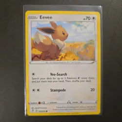 Eevee 125/203 Common Evolving Skies Pokemon Card - NM Near Mint - Image 1