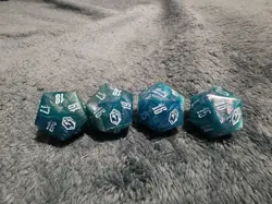 MTG Final Fantasy Gift Bundle Crystal Blue D20 Spin Down Counter x4 - Image 1
