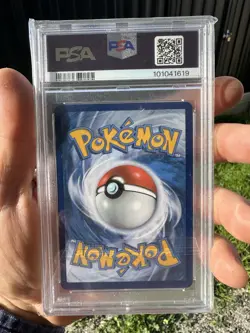 2021 Pokemon Celebrations 17/17 Umbreon Gold Star PSA 10 Classic Collection holo - Image 2
