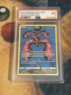 Galarian Moltres SWSH284 SWSH: Sword & Shield Promo Cards Holo - Image 1