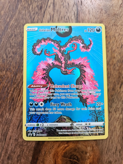Galarian Moltres SWSH284 SWSH: Sword & Shield Promo Cards Holo - Image 1
