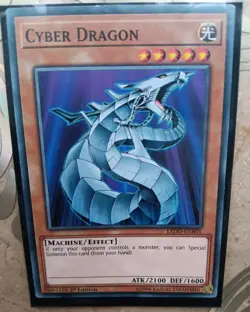 Cyber Dragon Ultimate Rare 1st Edition Euro Near Mint Yugioh - Image 1
