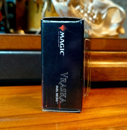 World's Smallest Magic The Gathering Deck - Vraska, Duel Decks - 60 Card Deck - Image 4