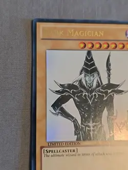 Dark Magician-JUMP-EN049-Ultra Rare-Limited Edition Yugioh Promo Card NEAR MINT - Image 4