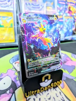 Pokemon TCG: Jolteon VMax SWSH184 Premium Collection Promo Alternative Art - Image 3