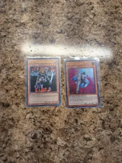 YuGiOh D.D. Warrior Lady 1st Edition DUSA-EN051 And Right driver Dupo - Image 1