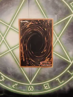 Yugioh - Dark Magician of Chaos YGLD-ENC02 1st Edition Ultra Rare NM - Image 2
