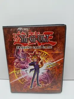 Yu-Gi-Oh 1996 Yugi Card Mini Binder Yugioh Dark Magician + 85 Vintage Cards - Image 1