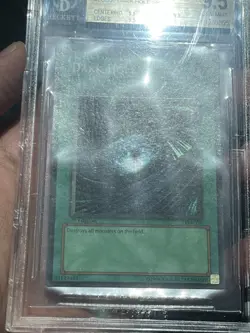BGS 9.5 Dark Hole LOB-052 Super Rare WAVY 1st Edition Yugioh NA Print - Image 3