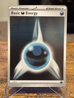 Basic Darkness Energy - SVE023 - Holo - Pokemon Black Bolt & White Flare - Image 1