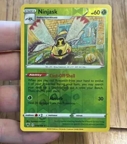 Pokemon TCG Ninjask 014/185 Vivid Voltage Reverse Holo Rare Card - Image 1