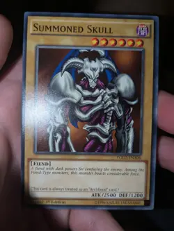 YGLD-ENA06 Summoned Skull Common 1st Edition Yugioh Card - Image 1