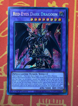 YUGIOH RED-EYES DARK DRAGOON PRISMATIC SECRET RARE NM MP22-EN264 - Image 1