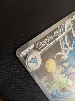 2024 POKEMON SVP EN-SV BLACK STAR PROMO 131 KINGDRA EX SHROUDED FABLE - Image 2